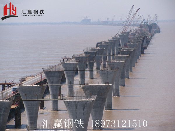 跨海桥墩施工
