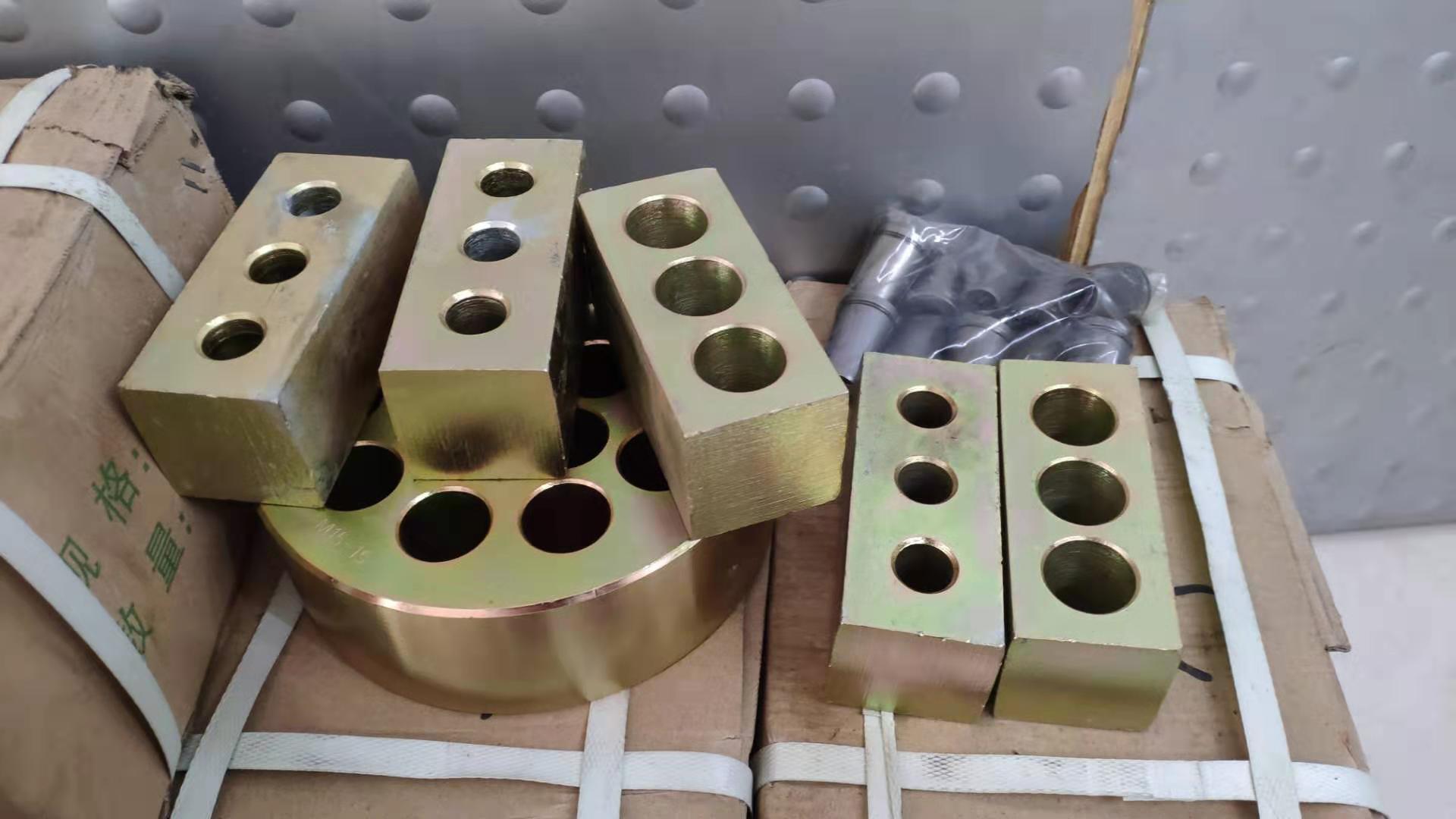 yylgjxbianmao.jpg 预应力钢绞线扁锚.jpg